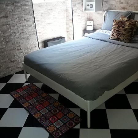 Apartamento La Escapada Málaga Esterno foto